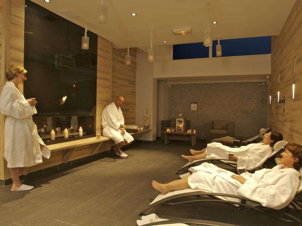 Chateau & Spa De La Commanderie Eybens Facilities photo